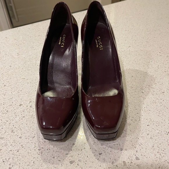 Gucci burgundy patent leather size 7 - Picture 2 of 6